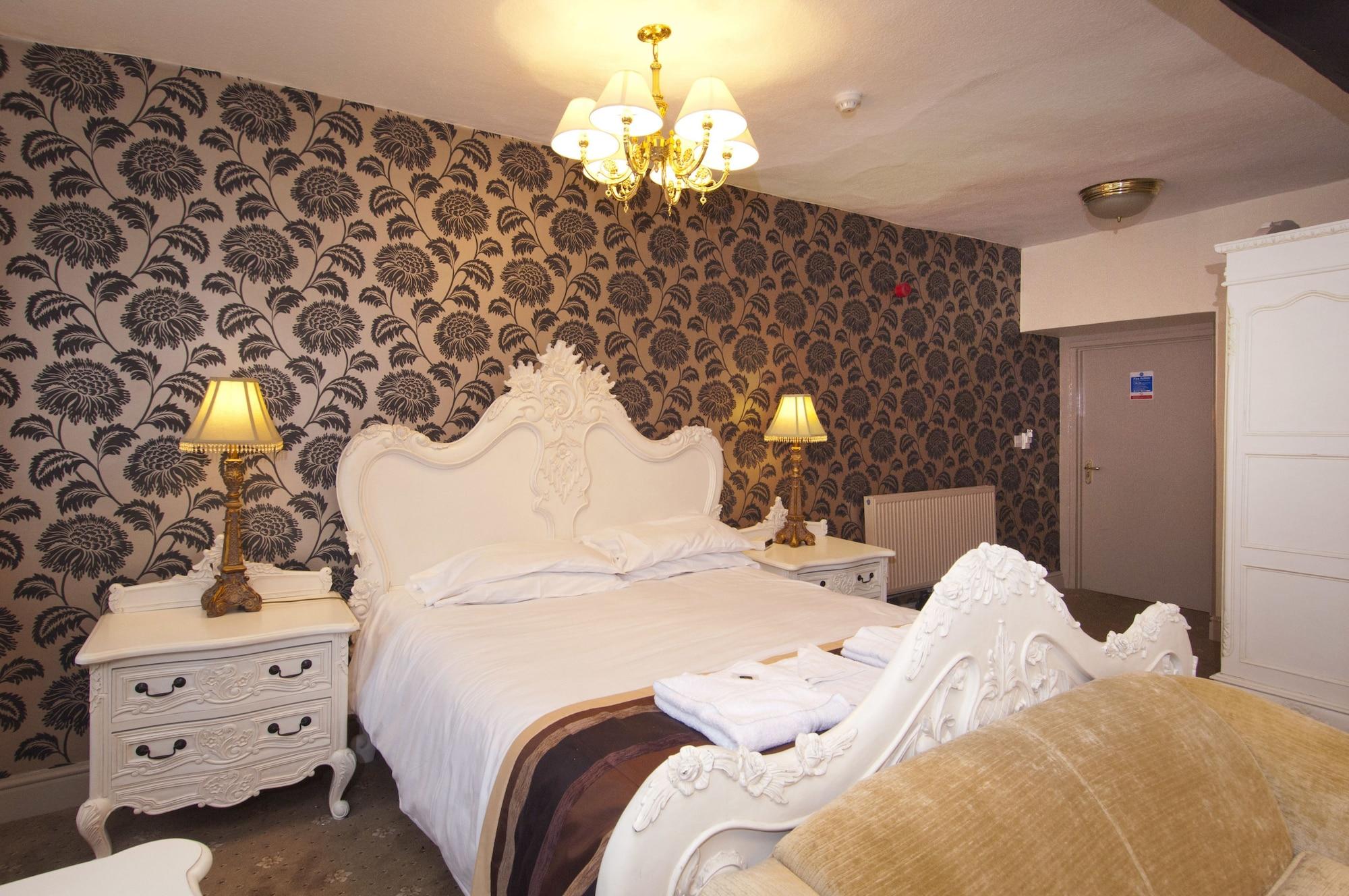 The Old Crown Coaching Inn Swindon Kültér fotó