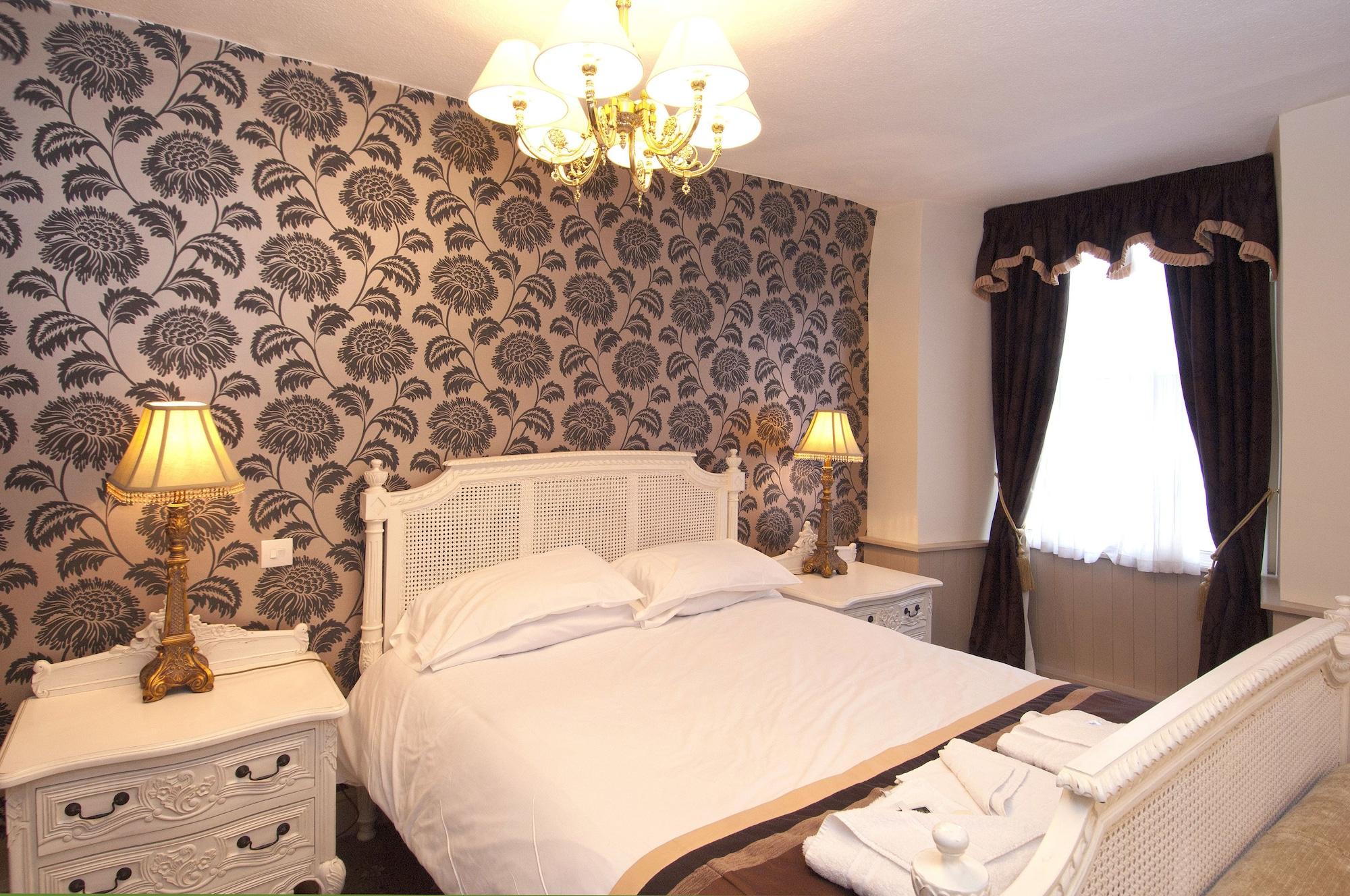 The Old Crown Coaching Inn Swindon Kültér fotó